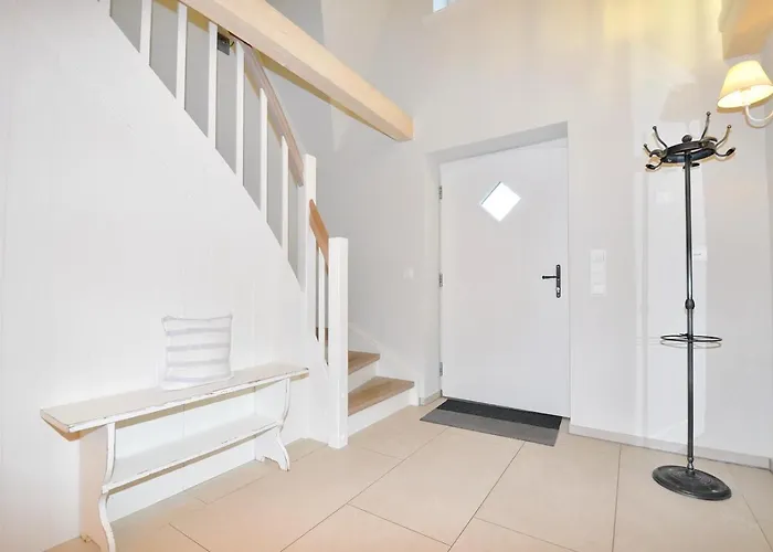 Doppelhaushaelfte Marschblick Böhl